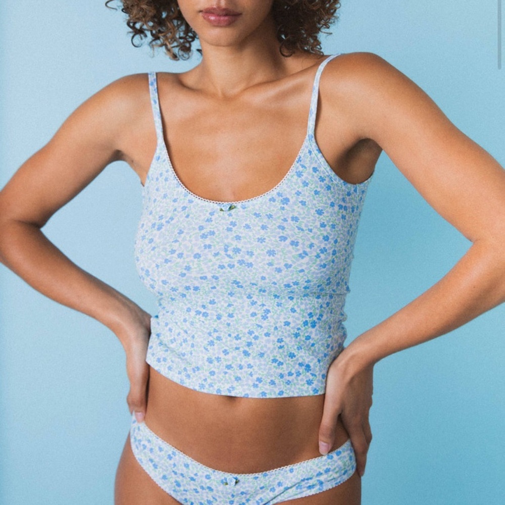 scoop tank morning glory